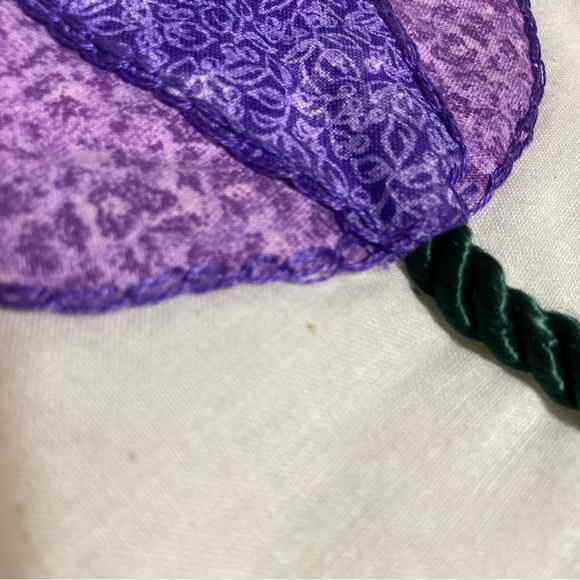 Handmade FLORAL BLOOM Spring Summer Quilt 32 x 42 inches - Picture 4 of 14